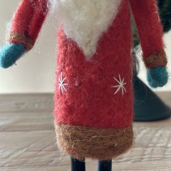Wool Felt Santa w/Red Hat - Picture 10 of 13